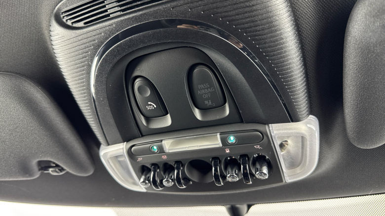 MINI Hatchback 2.0 Cooper S Sport 3dr Auto [Nav Pack] Petrol Hatchback